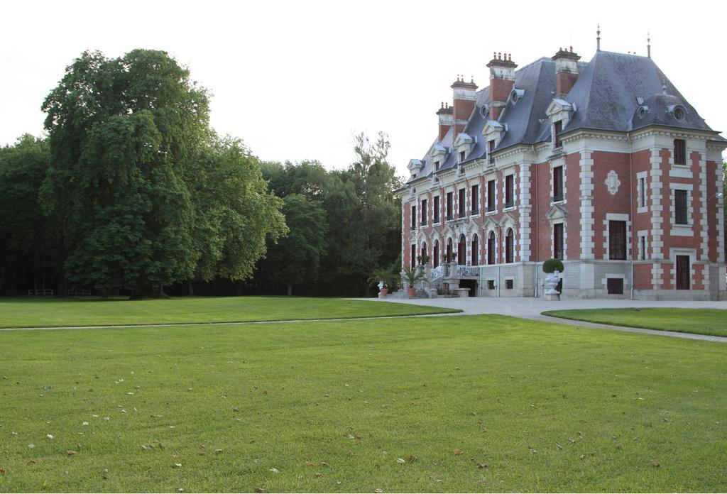 Bed and Breakfast Chateau Du Breuil Gevrolles Екстер'єр фото