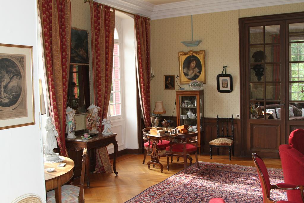 Bed and Breakfast Chateau Du Breuil Gevrolles Екстер'єр фото